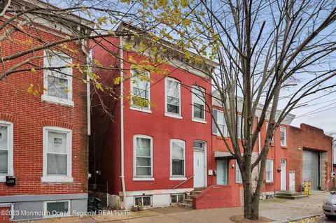 1317 S Clinton Ave, Trenton, NJ 08611