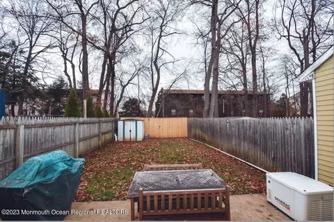 36 Townsend Dr, Matawan, NJ 07747 photo 33