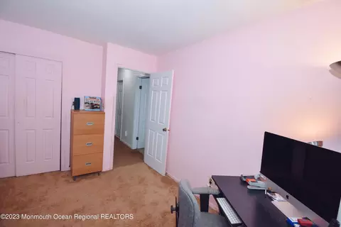 36 Townsend Dr, Matawan, NJ 07747 photo 22