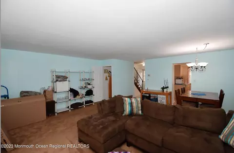 36 Townsend Dr, Matawan, NJ 07747 photo 35