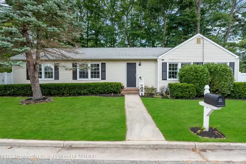 3101 Pocahontas Ave, Point Pleasant, NJ 08742