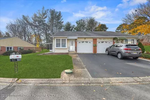 20 Salem Dr # A, Whiting, NJ 08759