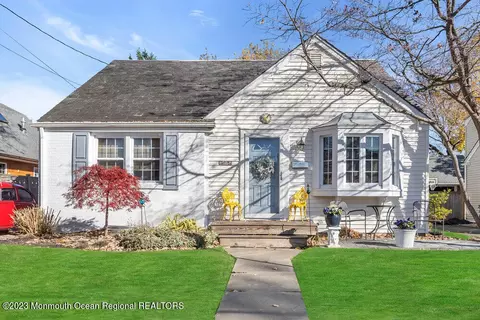 46 Lakewood Rd, Manasquan, NJ 08736