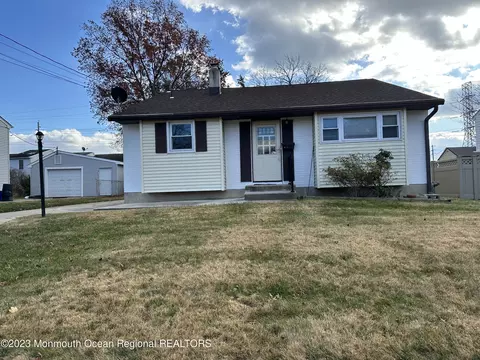 7434 Baxter Ave, Pennsauken, NJ 08110