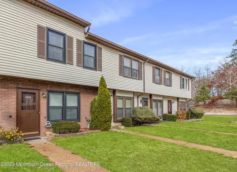 1044 Sawmill Rd, Brick, NJ 08724