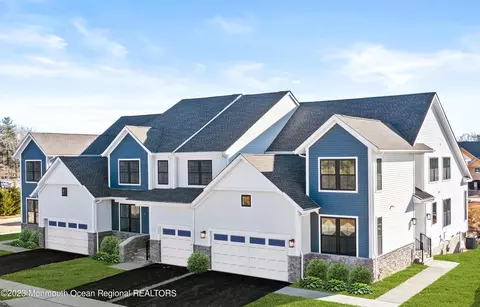 44 Sportsman Blvd, Hamilton, NJ 08690
