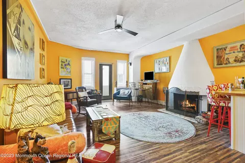 400 Deal Lake Dr #6L, Asbury Park, NJ 07712