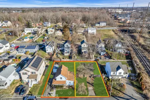 25 Mill St, Eatontown, NJ 07724