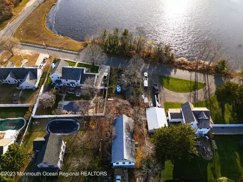 105 Station Dr, Forked River, NJ 08731 photo 4