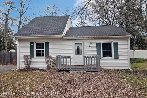 425 1st Ave, Brick, NJ 08724