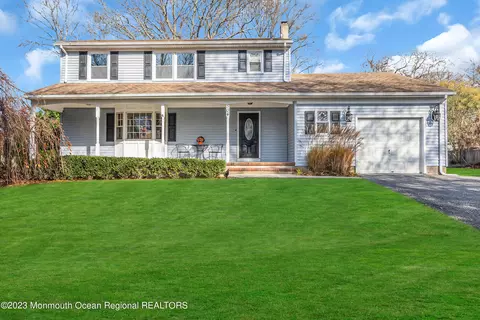 504 Sloop Ct, Toms River, NJ 08753