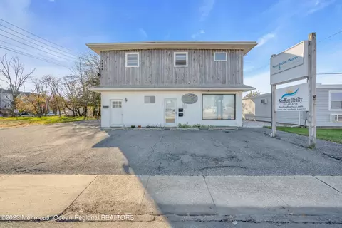 204 Channel Dr, Point Pleasant Beach, NJ 08742