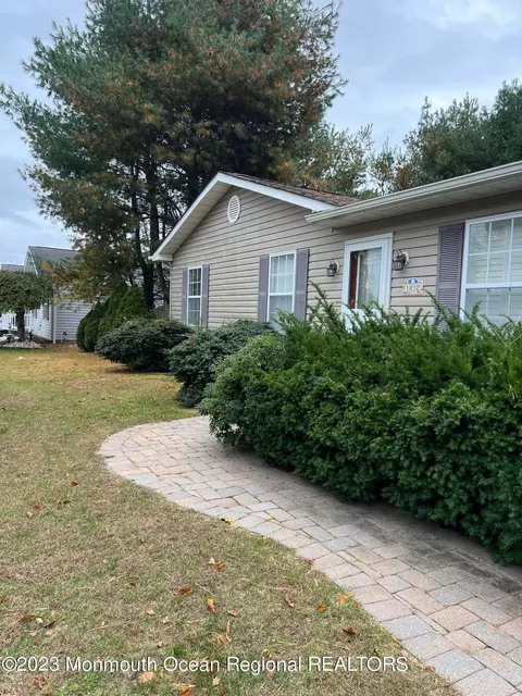 1032 4th Ave, Toms River, NJ 08757
