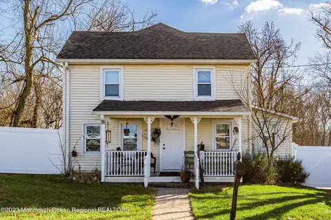 13 Imlaystown Hightstown Rd, Allentown, NJ 08501