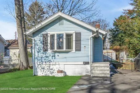 809 Forrest Ave, South Amboy, NJ 08879