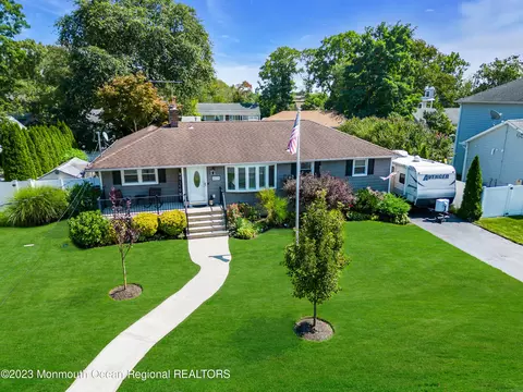 1606 Cherry Blossom Ln, Point Pleasant, NJ 08742