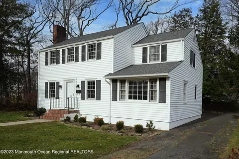 312 Lakeview Ave, Ocean, NJ 07712