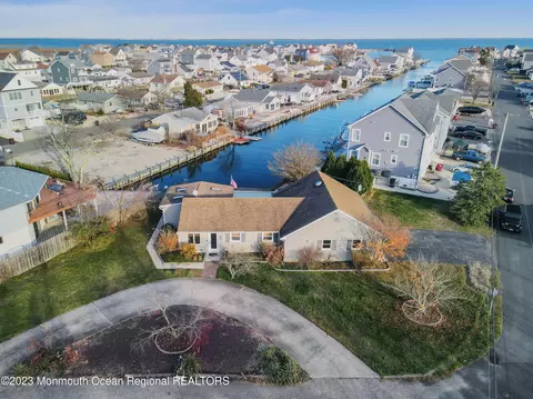 1029 Bayview Ave, Bayville, NJ 08721