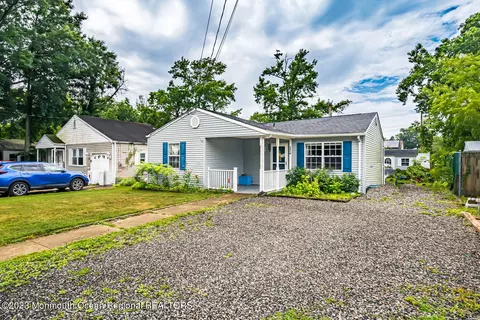 224 S Pulaski Blvd, Little Egg Harbor, NJ 08087
