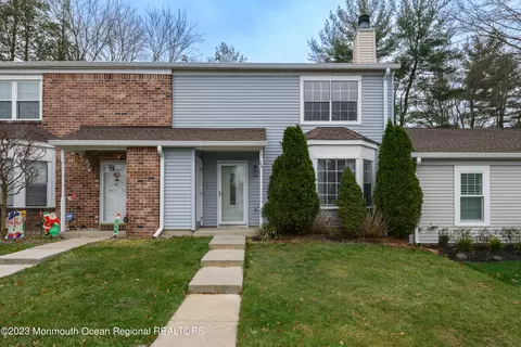 66 Percival Ct, Old Bridge, NJ 08857