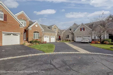 10 Hernandez Ct #2334, Old Bridge, NJ 08857