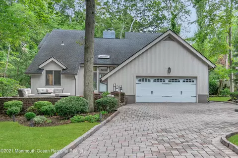 905 Birch Dr, Brielle, NJ 08730