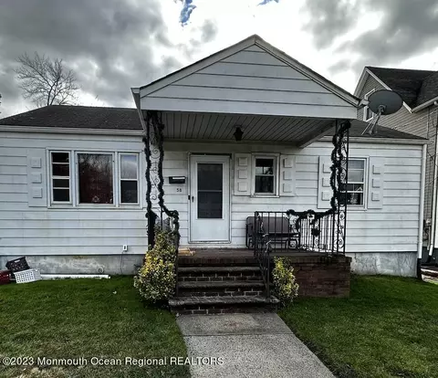 58 Washington Rd, Sayreville, NJ 08872