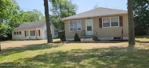 625 Ocean Ave, Beachwood, NJ 08722