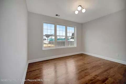 55 Walnut St, Edison, NJ 08817 photo 16