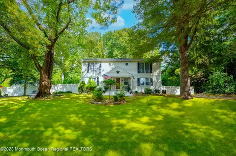 34 Pine Brook Rd, Manalapan, NJ 07726