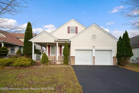 76 Rolling Meadows Blvd, Ocean, NJ 07712