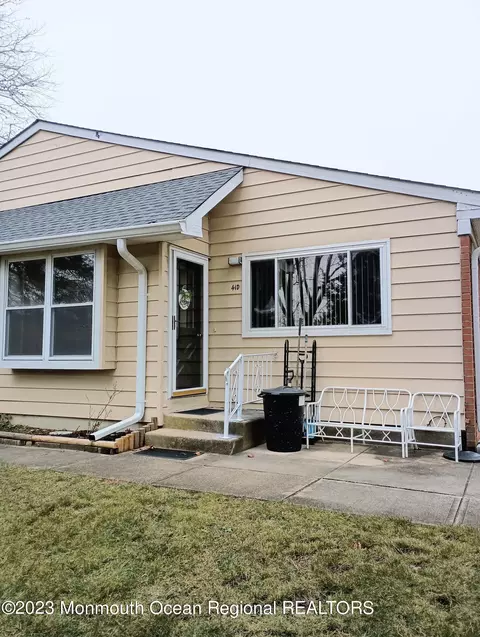 41 Columbus Blvd #D, Whiting, NJ 08759