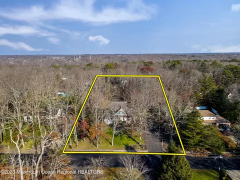 269 Clearstream Rd, Jackson, NJ 08527
