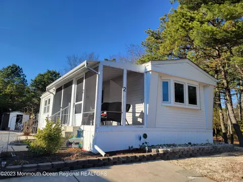 2 Silver Fox Ln, West Creek, NJ 08092