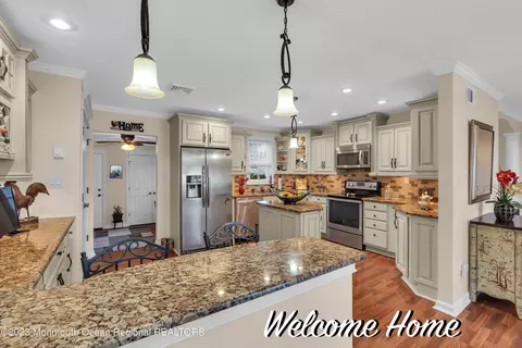 157 B Rue De St Germaine #1000, Freehold, NJ 07728