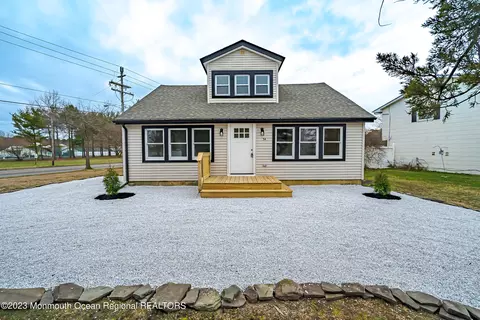 54 Tulsa Dr, Barnegat, NJ 08005