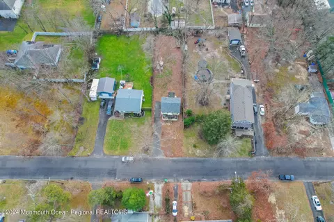 18 E 2nd St, Howell, NJ 07731 photo 22