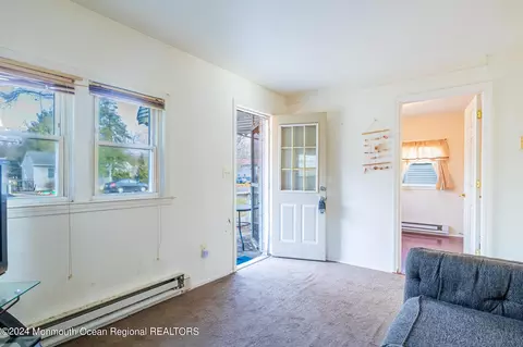 18 E 2nd St, Howell, NJ 07731 photo 8