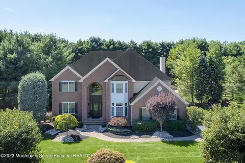 101 Lions Ct, Freehold, NJ 07728
