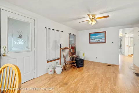 21 Larisa Ln, Jackson, NJ 08527 photo 5