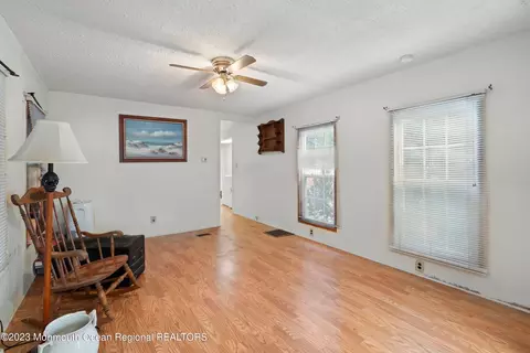 21 Larisa Ln, Jackson, NJ 08527 photo 12