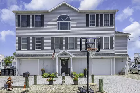 119 Marine Rd, Waretown, NJ 08758