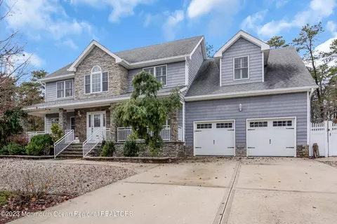 422 Downing Ave, Berkeley, NJ 08721