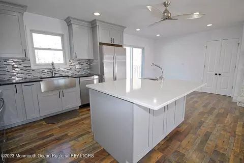 43 Eric Dr, Howell, NJ 07731 photo 6