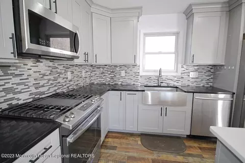 43 Eric Dr, Howell, NJ 07731 photo 5