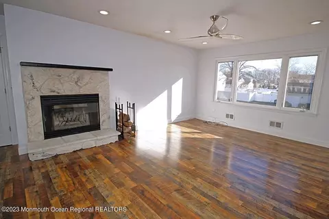 43 Eric Dr, Howell, NJ 07731 photo 9