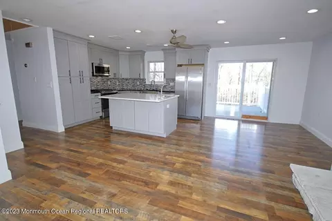 43 Eric Dr, Howell, NJ 07731 photo 7