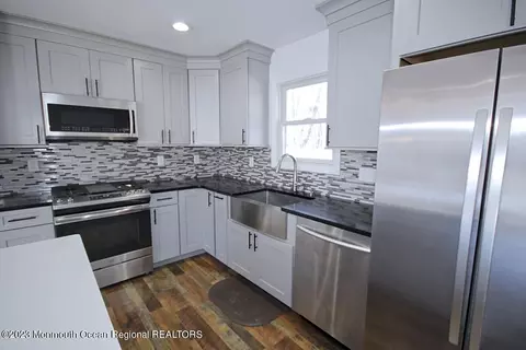 43 Eric Dr, Howell, NJ 07731 photo 4