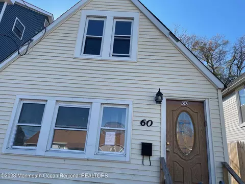 60 Center Ave, Keansburg, NJ 07734