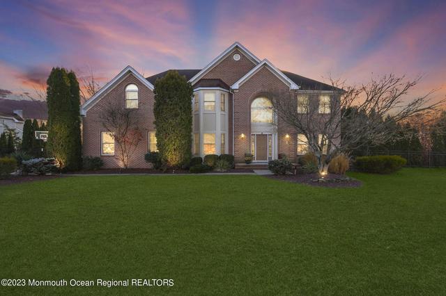 20 Round Hill Rd, Jackson, NJ 08527
